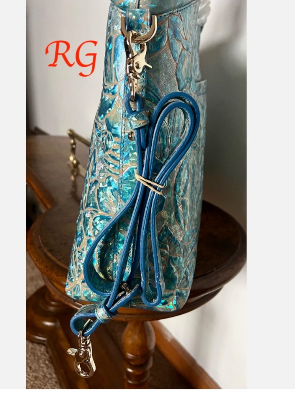 💙🩵 NWOT Brahmin Blue Serenity Sonic Large Elaine Dazzling Hologram Handbag🩵💙 - Picture 2 of 16